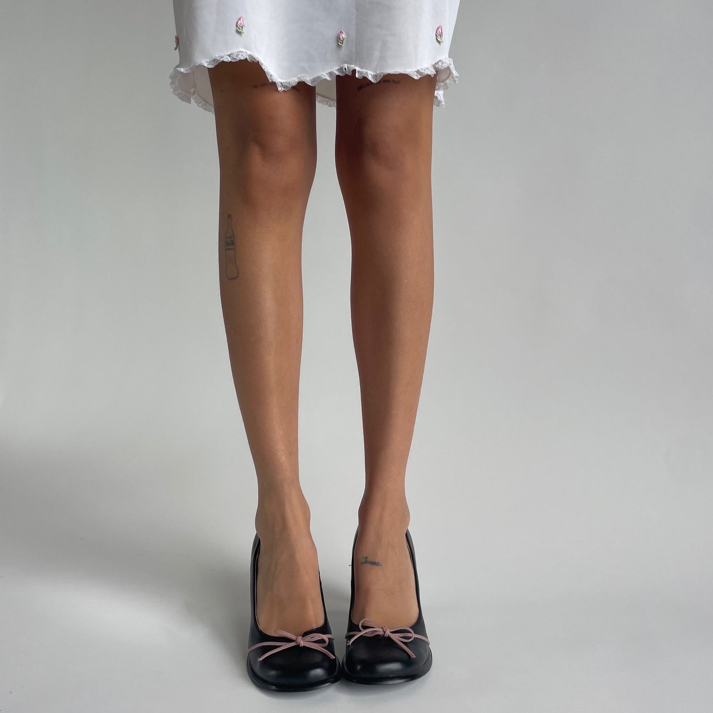 bow heels