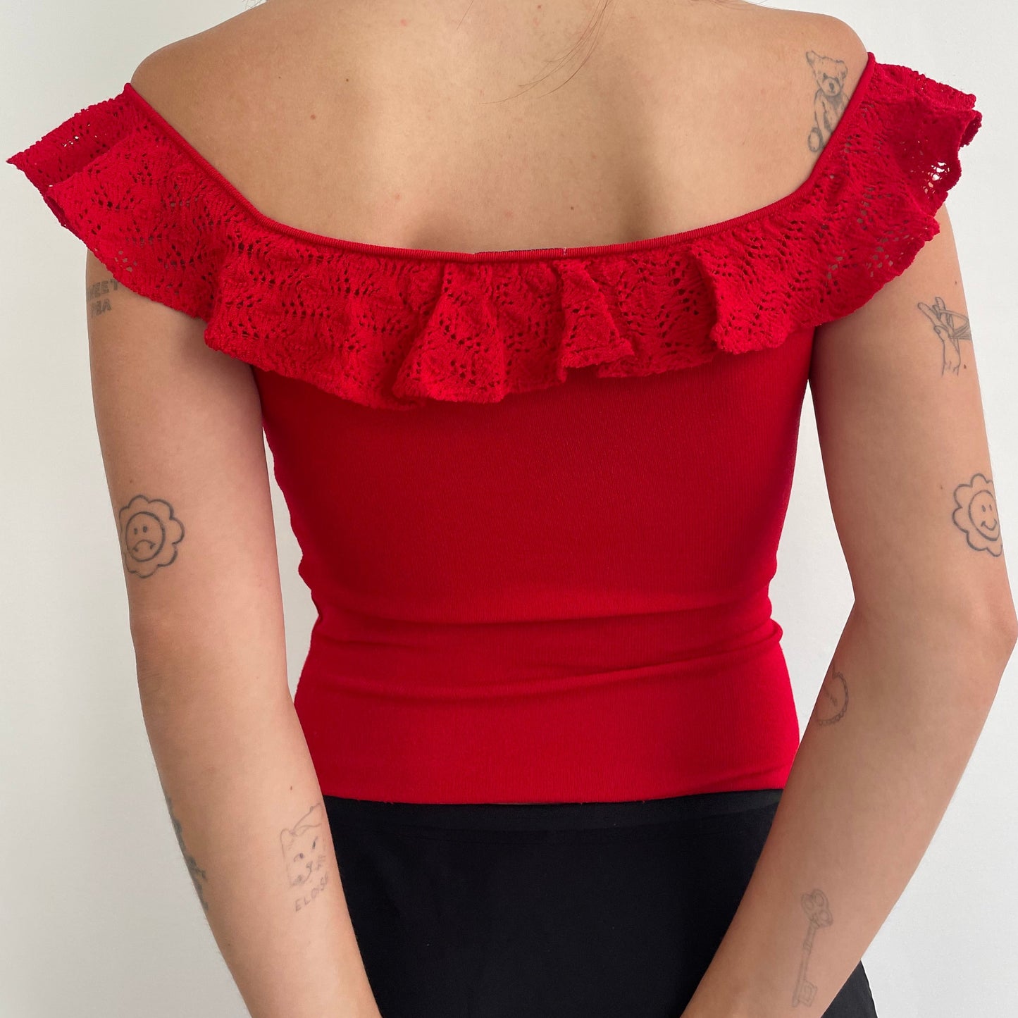anna molinari ruffle top