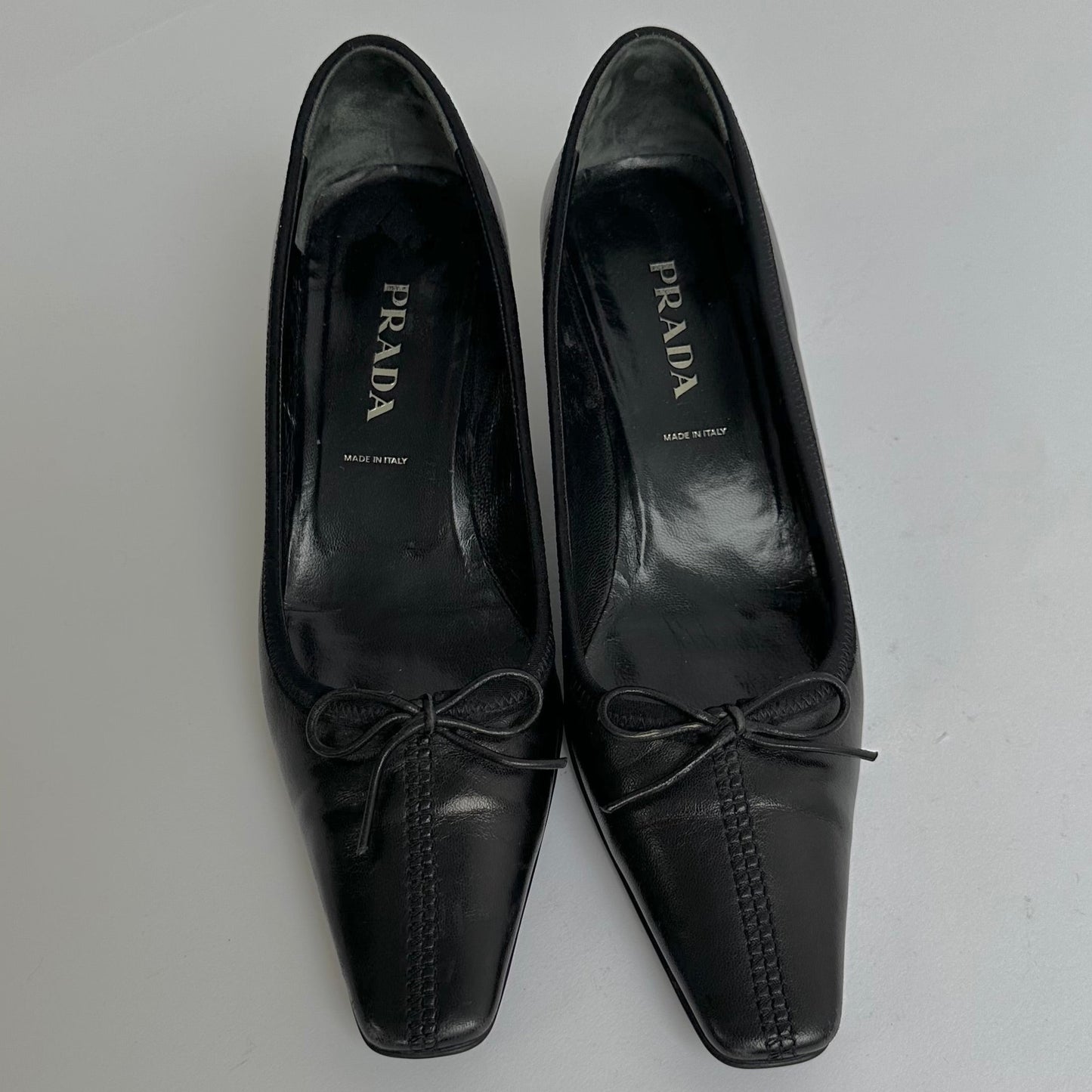 prada bow kitten heels