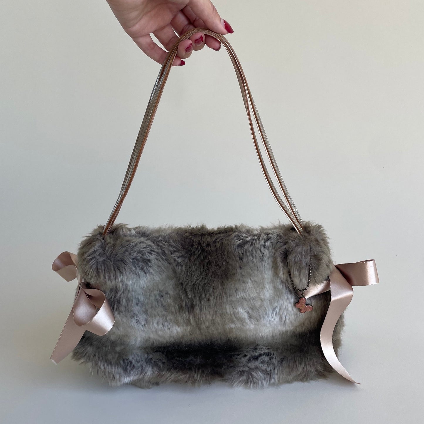 anna sui fur bag