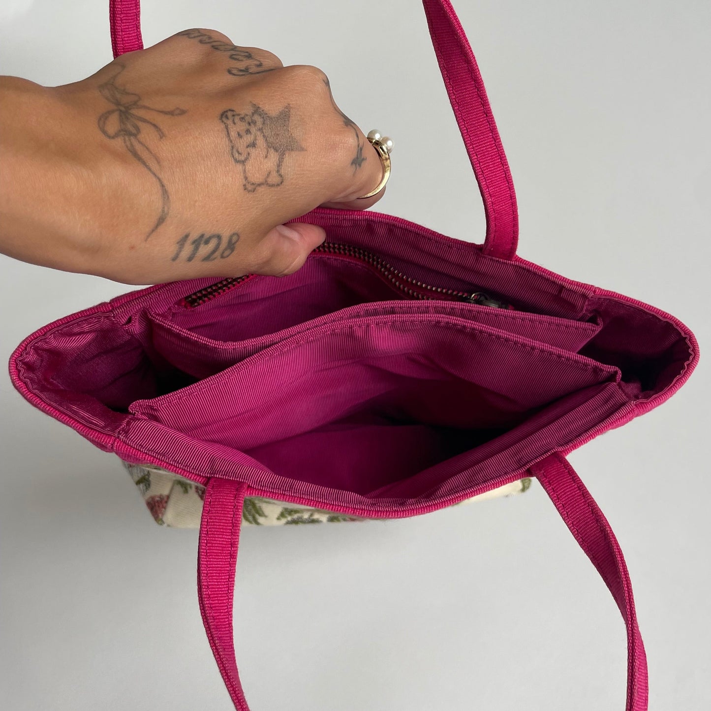 anna sui strawberry tote