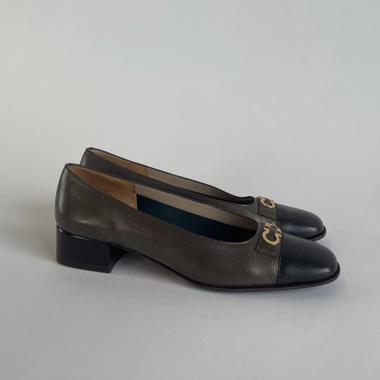 salvatore ferragamo kitten heels