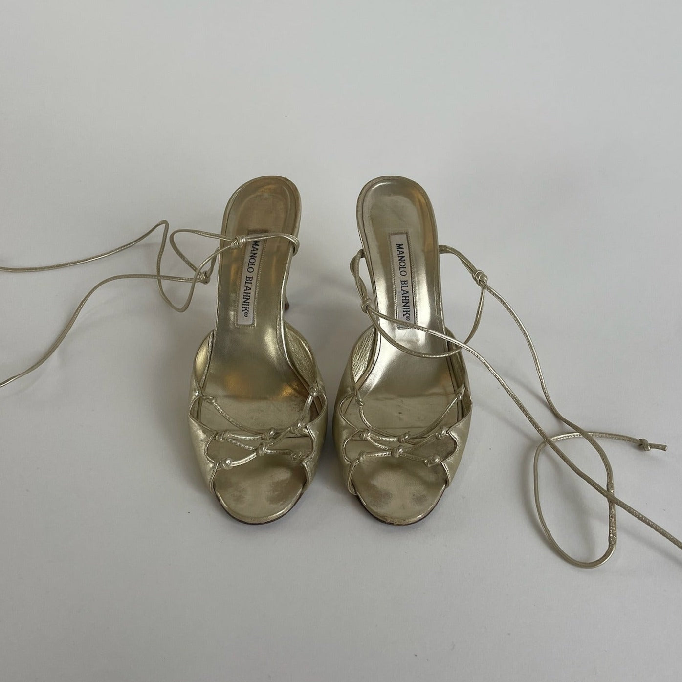 gold manolo blahnik heels
