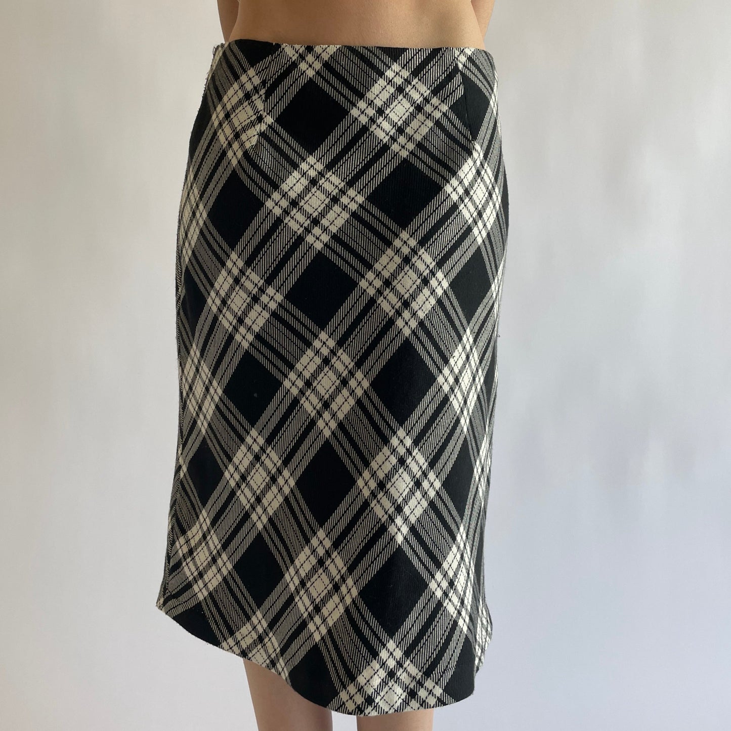 black & white plaid skirt