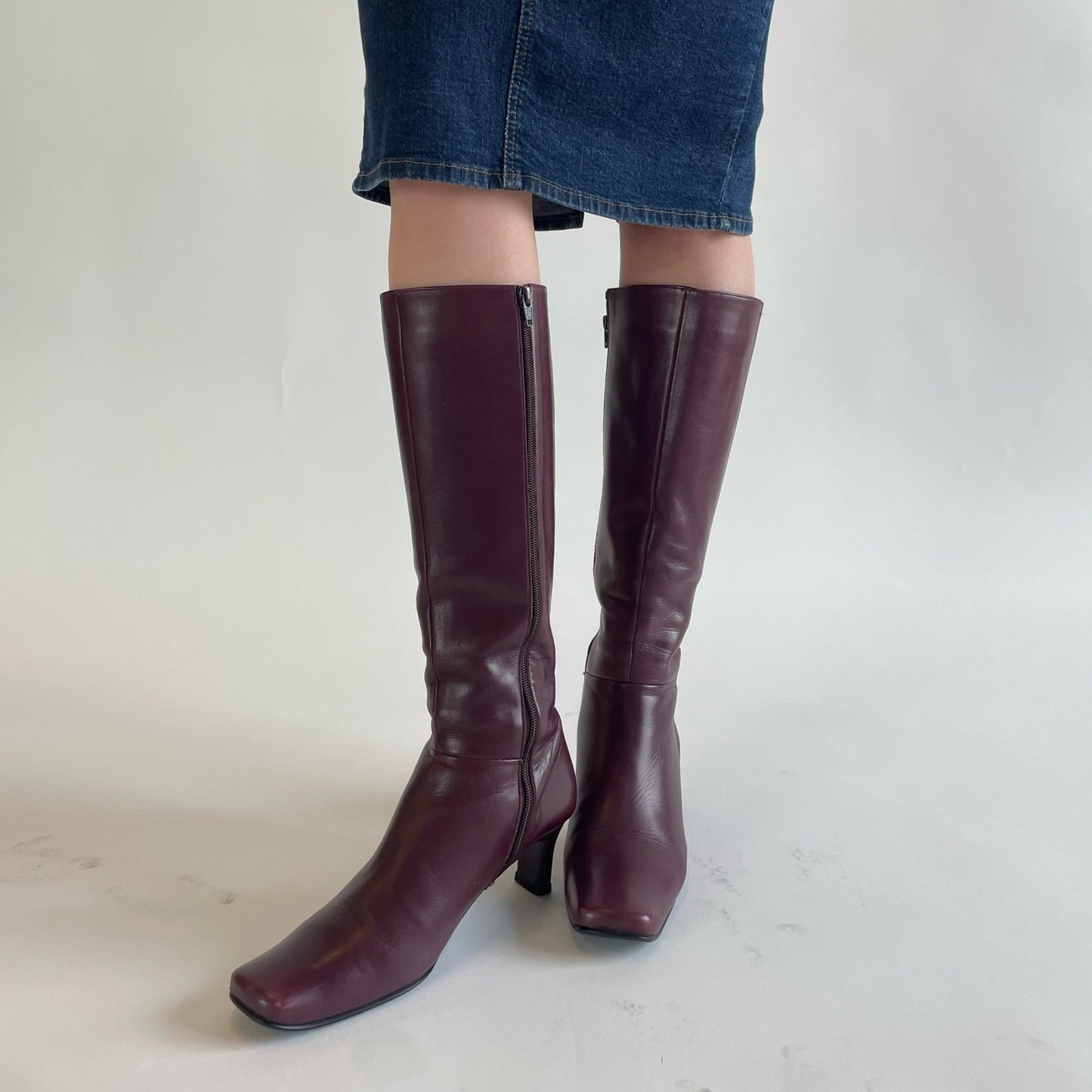 maroon boots