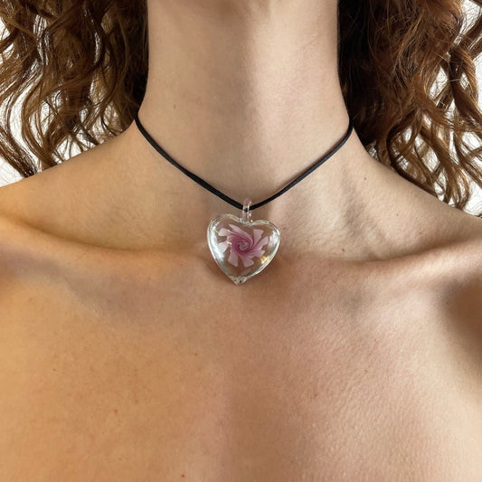 primrose heart choker