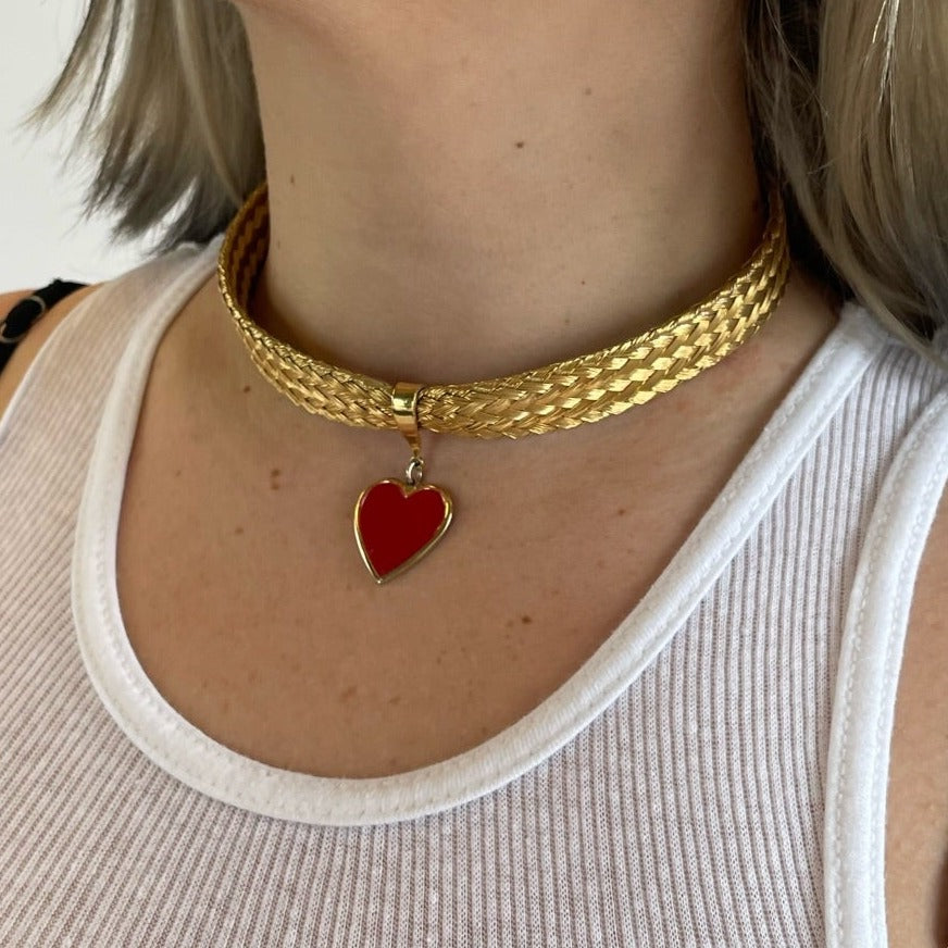 red heart choker