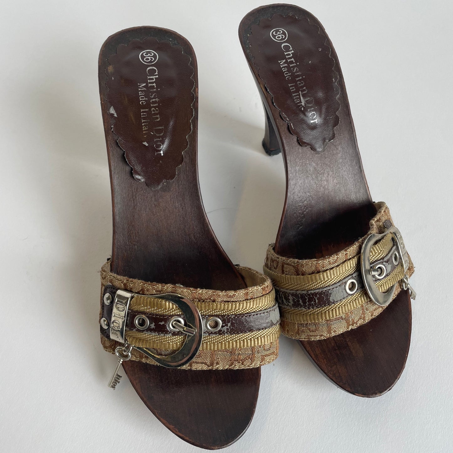 dior wooden buckle heels