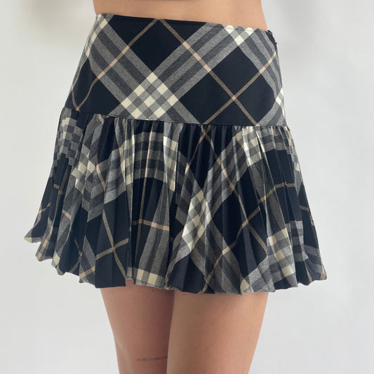 burberry mini skirt