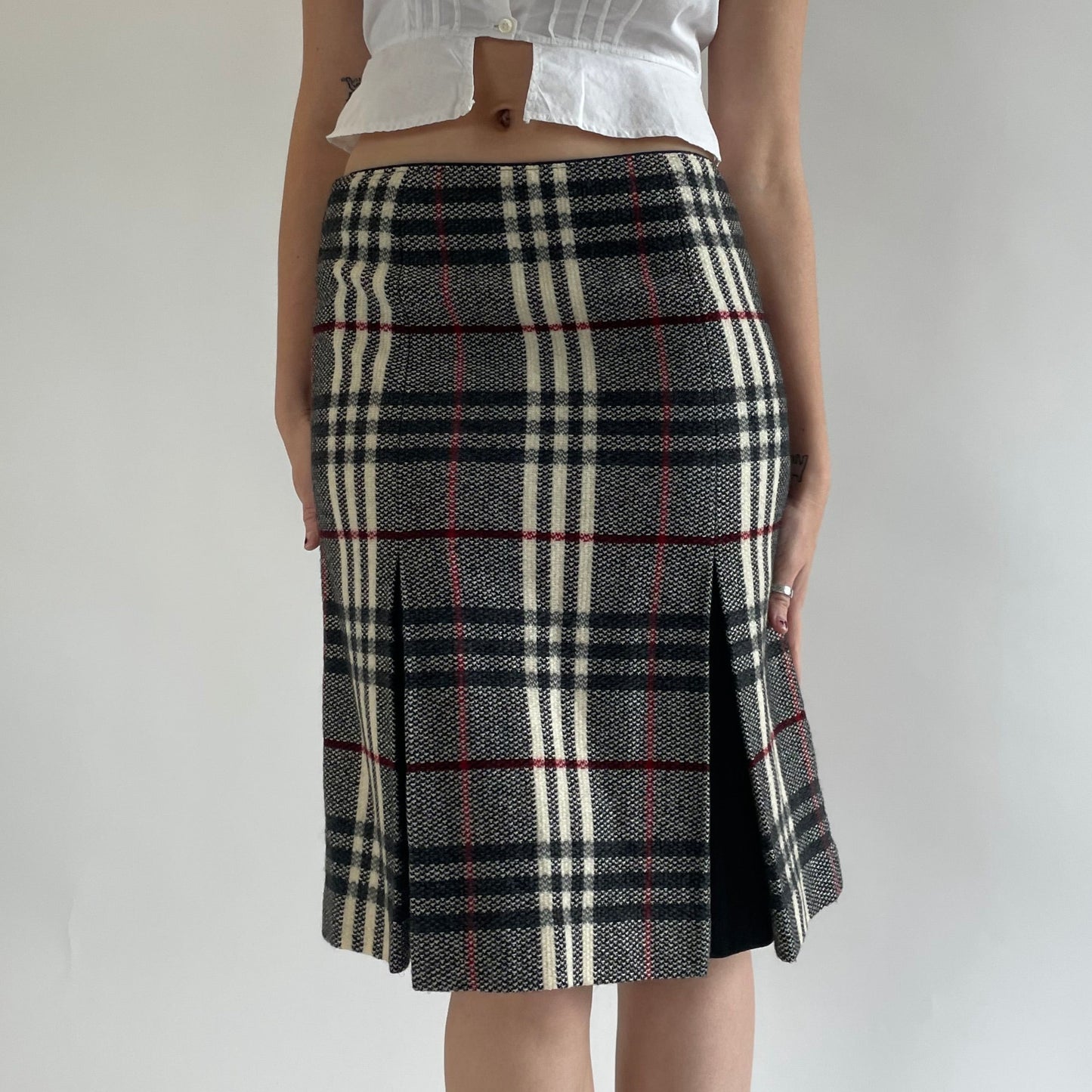 burberry plaid skirt