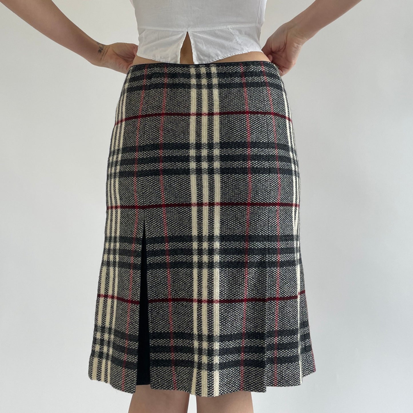 burberry plaid skirt