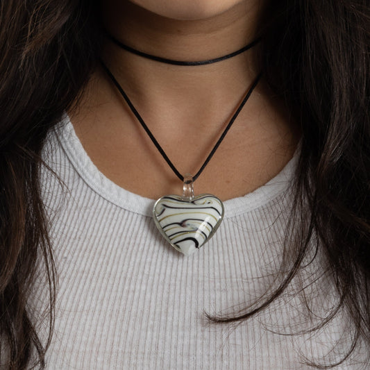 vanilla bean heart choker