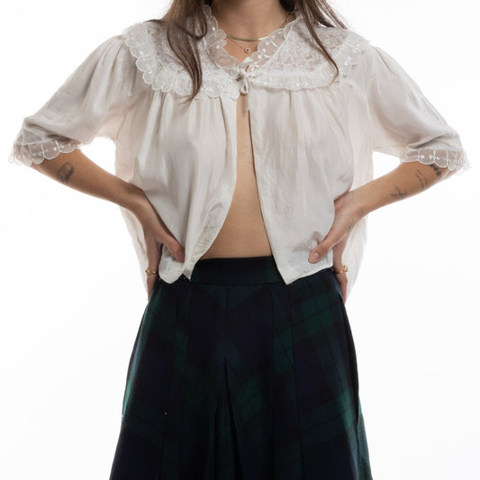white bed jacket